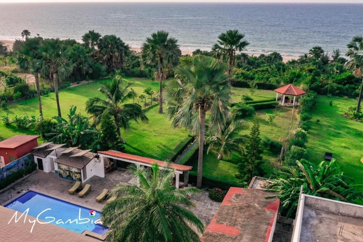 Ocean Villa Heights Brufut Exterior foto
